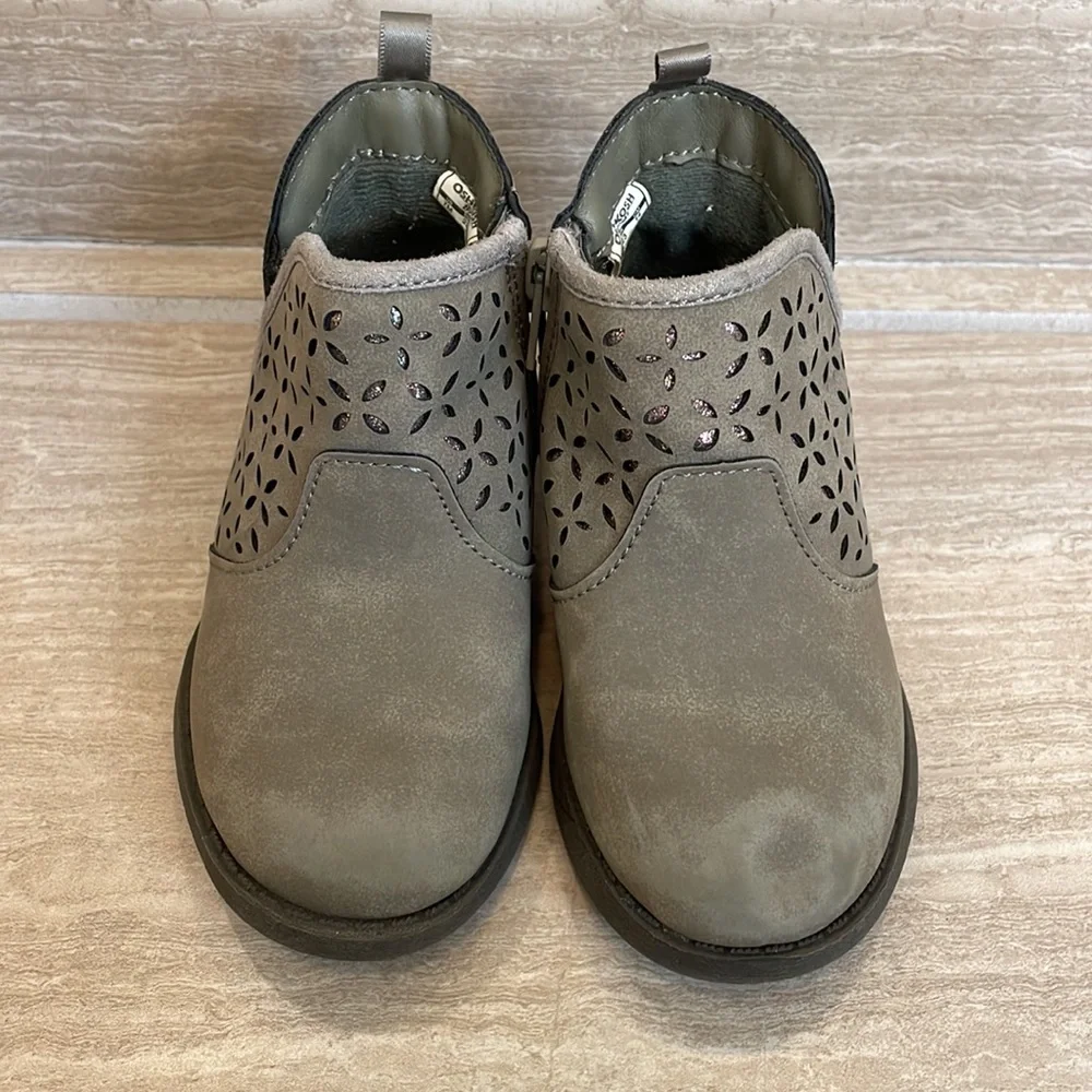 OSHKOSH B’GOSH Toddler Size 7 UEC Gray booties zip up boots ankle used